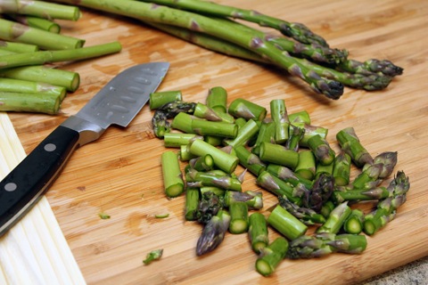 Asparagus-Prosciutto-Gruyere-Nachos-Chopped-Asparagus.jpg