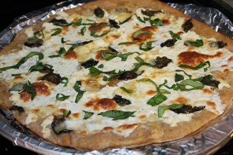 Basil-and-Garlic-White-Pizza-Baked.jpg