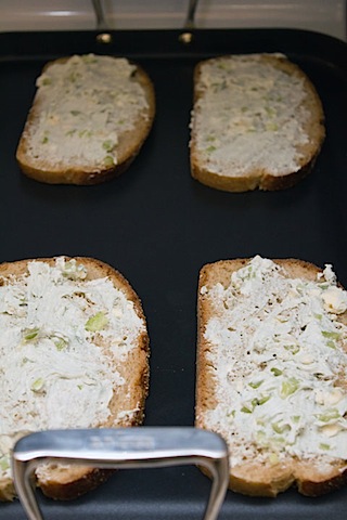 Buffalo Chicken Grilled Cheese Bread Blue Cheese Spread.jpg