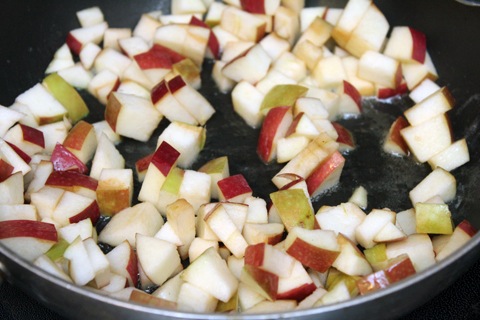 Caramel-Apple-Pomegranate-Parfait-Apples.jpg