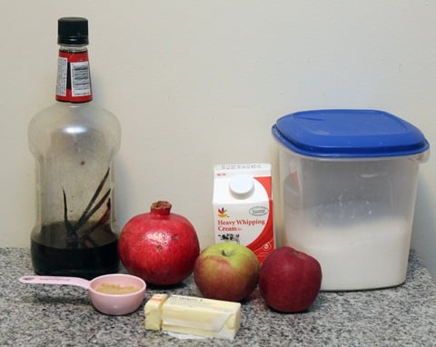 Caramel-Apple-Pomegranate-Parfait-Ingredients.jpg