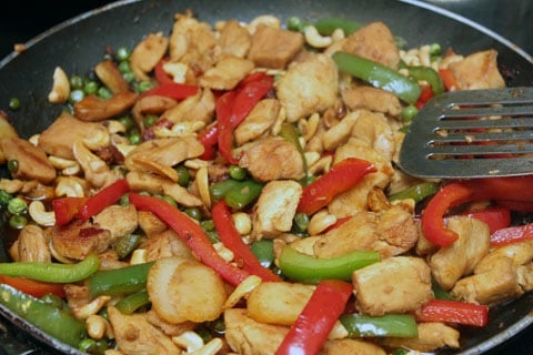 Chipotle-Cashew-Chicken-Stir-Fry-2.jpg