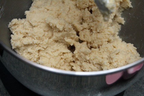 Confetti-Cupcakes-with-Champagne-Custard-Filling-Batter-2.jpg