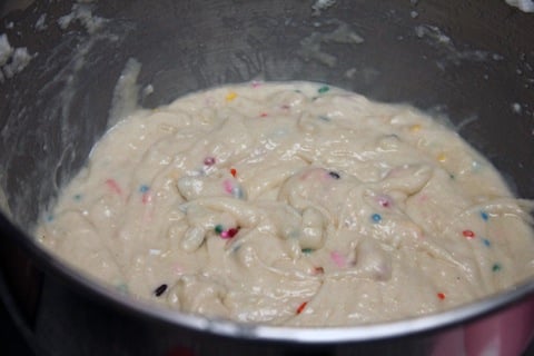 Confetti-Cupcakes-with-Champagne-Custard-Filling-Batter-with-Egg-Whites.jpg