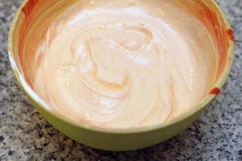 Creamy-Sriracha-Dipping-Sauce-1.jpg