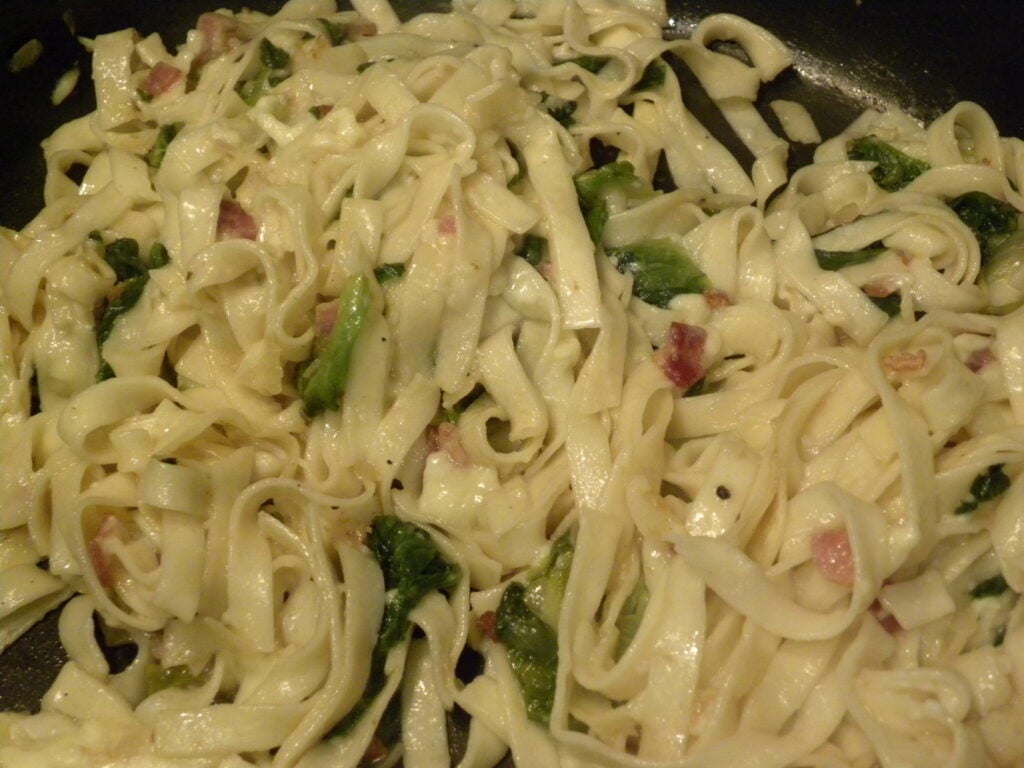 fettuccine with escarole and brie fettuccine with escarole and brie