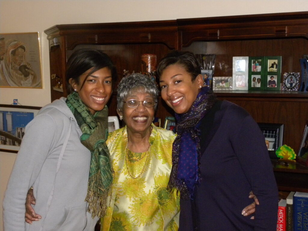 chels, grandma, des chels, grandma, des