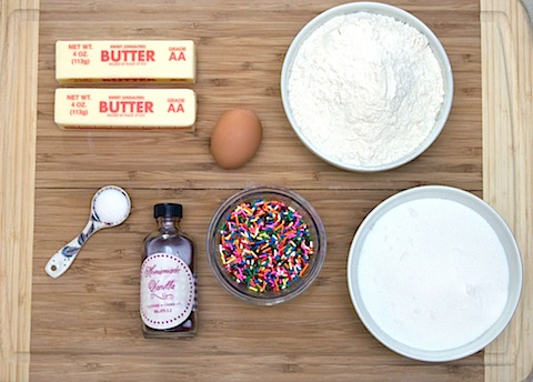 Double Cookie Marshmallow Ice Cream Sundaes Ingredients.jpg