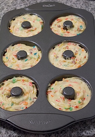 Fruity-Pebbles-Donuts-Donut-Pan-.jpg