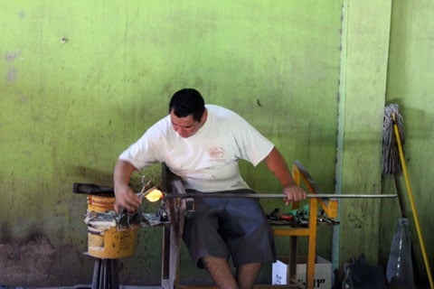 Honeymoon-Los-Cabos-Glass-Blowing.jpg