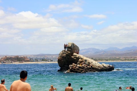 Honeymoon-Los-Cabos-Lovers-Beach-2.jpg
