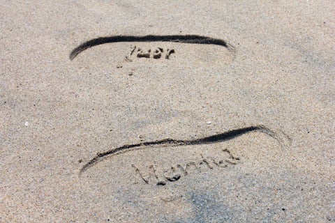Honeymoon-Los-Cabos-Pueblo-Bonito-Pacifica-Just-Married-Flip-Flops.jpg