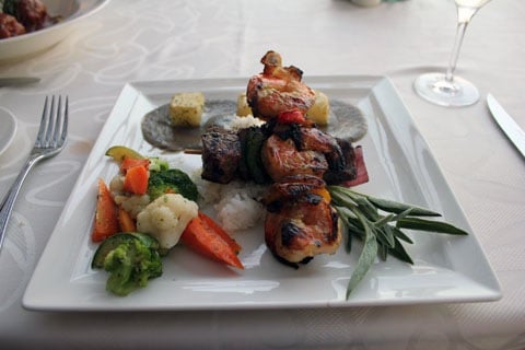 Honeymoon-Los-Cabos-Pueblo-Bonito-Pacifica-Siempre-Surf-and-Turf.jpg