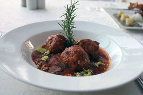 Honeymoon-Los-Cabos-Pueblo-Bonito-Pacifica-Siempre-Veal-Meatballs.jpg