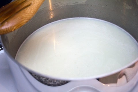 Lucky Charms Ice Cream Milk Heat.jpg
