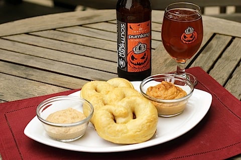 Pumpkin-Beer-Pretzels-1.jpg