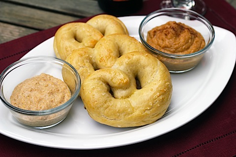 Pumpkin-Beer-Pretzels-2.jpg