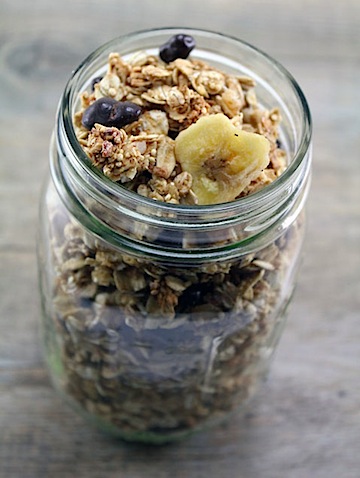 Quinoa-Granola-with-Dark-Chocolate-Pomegranate-1.jpg