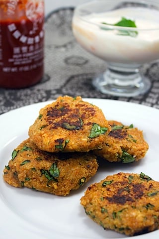 Sriracha Quinoa Cakes 7.jpg