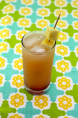 Tropical-Gin-Sunrise-Cocktail-7.jpg