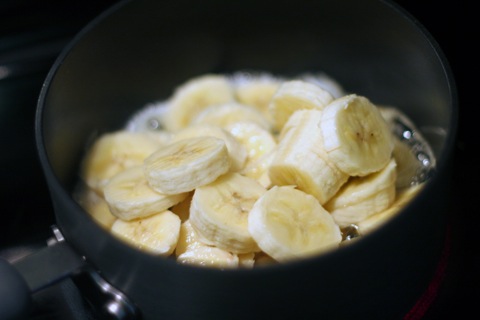 Vanilla-Yogurt-Pancakes-Bananas.jpg