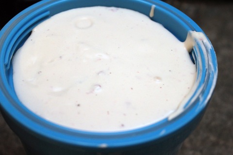 White-Chocolate-Strawberry-Ice-Cream-Pint.jpg